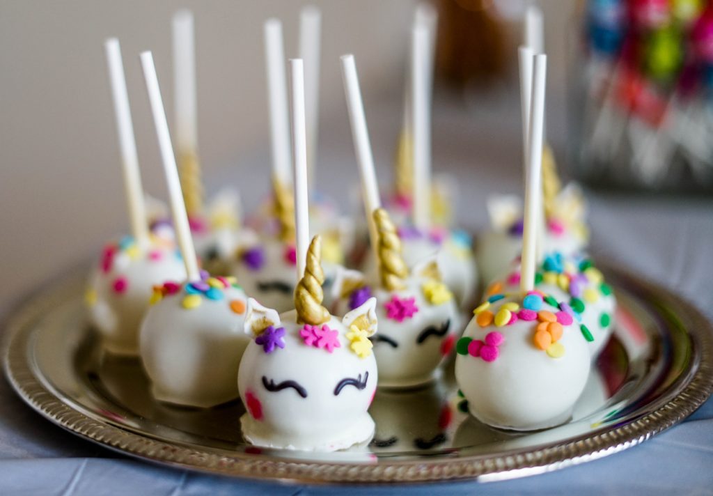unicorn birthday party cake pops